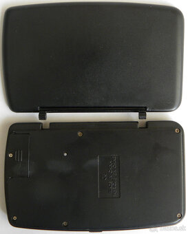 Rretro kalkulačky a digitálny diár - 18