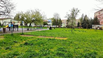 3-izb.byt s loggiou, centrum Lučenca - exkluzívna ponuka - 18