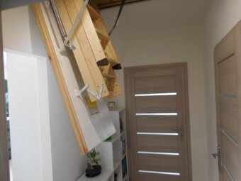 Rodinný dom s veľkorysou záhradou a parkovaním - 18