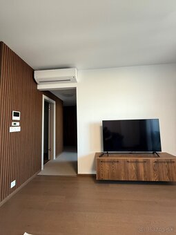 Predaj 2-izbového bytu v Eurovea Tower, 25 poschodie - 18