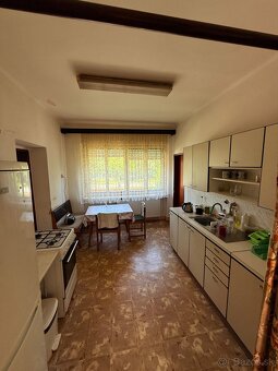 Rd na Trnovec nad Váhom  predaj 1800 m2 - 18