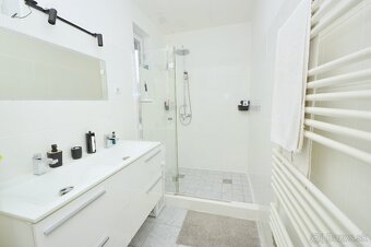 Predaj 5i rodinný dom s 1483 m2 pozemkom, Dunakiliti - 18