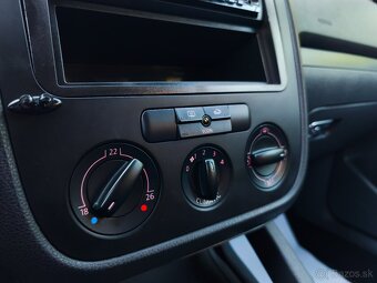 Volkswagen Golf 5 1.4 55kw len 161676km  nová STK - 18
