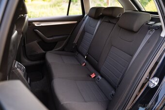 2013 Škoda Octavia Combi 1.4 TSI | Canton výhrevy bixenóny - 18