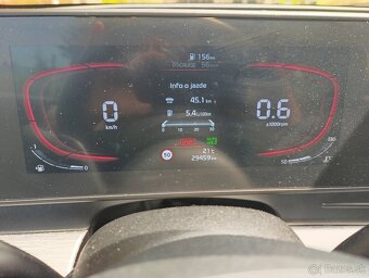 Sportage 2022,29 500 km,24000 eur. - 18