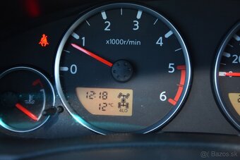 Nissan Pathfinder 2.5 dCi terénne - 18