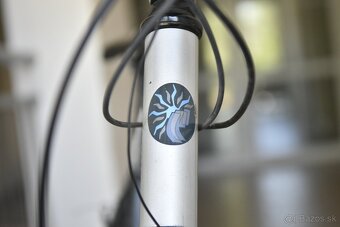Trekový bicykel - 18