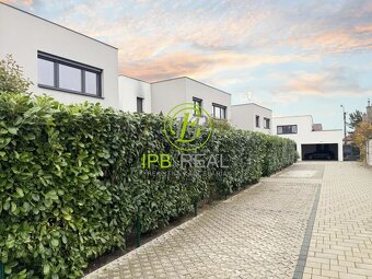 3-izb. byt s veľkou terasou a parkovaním v novostavbe v Pezi - 18