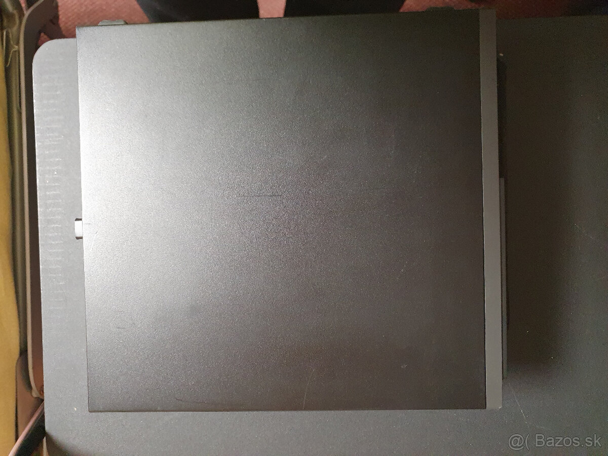 predám šikovné malé PC - Lenovo ThinkCentre M710e SFF - 19