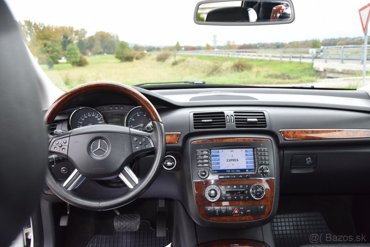 Mercedes-Benz R trieda 500 4-matic - 19