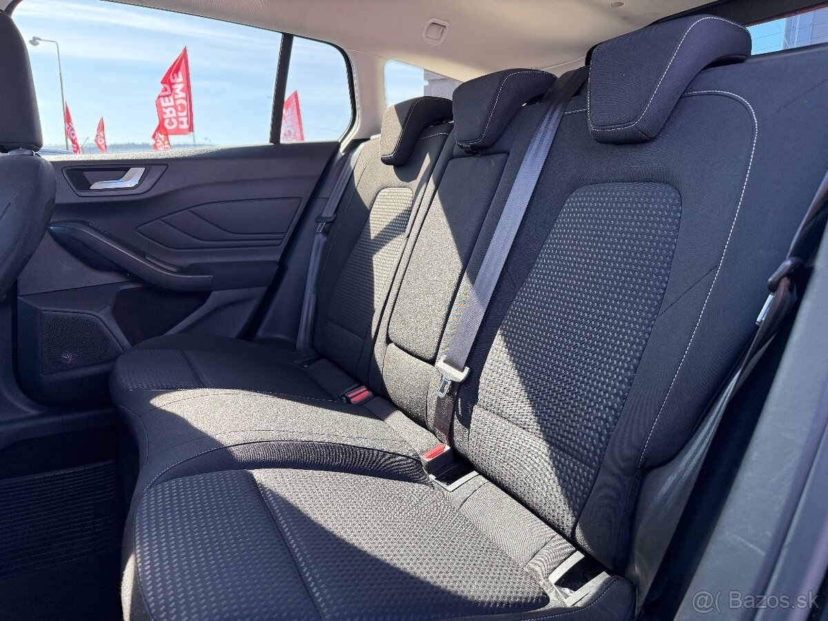 Ford Focus Kombi 1.5 EcoBlue Active A/T - 19