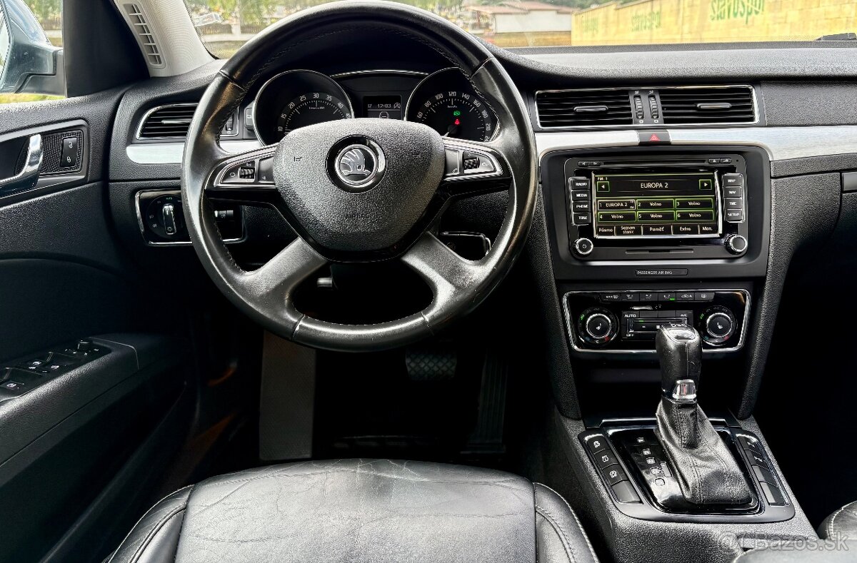 ŠKODA SUPERB 2.0 TDI 103KW DSG XENON VÝHREV KOŽA - 19