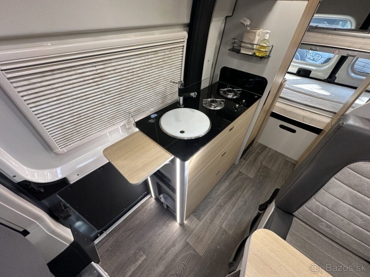 KARMANN-MOBIL DEXTER 581 - TOP STAV - 19