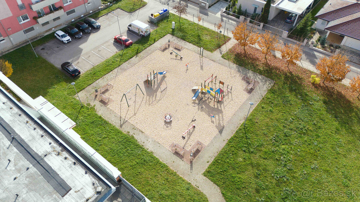 Na predaj 3-izbový byt s terasou Na Zongorke v Trenčíne - 19