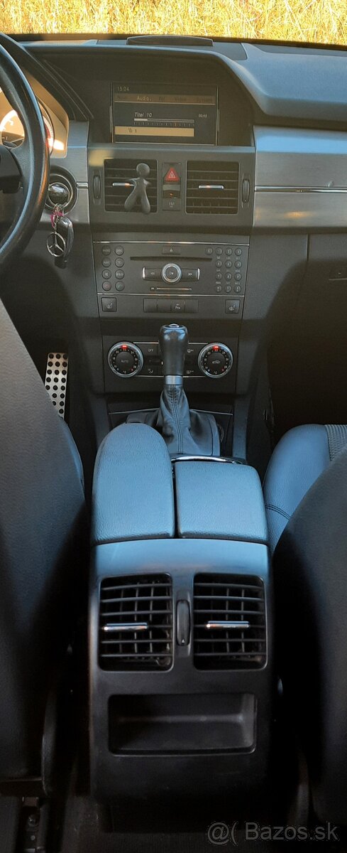 Predám Mercedes-Benz GLK 320 CDI 4MATIC A/T - 19