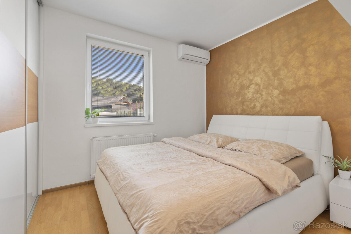 Na predaj štýlový penzión s priamym prístupom k vode v obci - 19