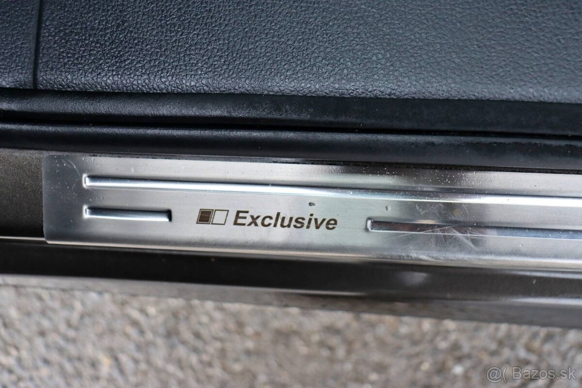 Volkswagen Sharan 2.0 TDI BMT Family&Business Comfortline - 19