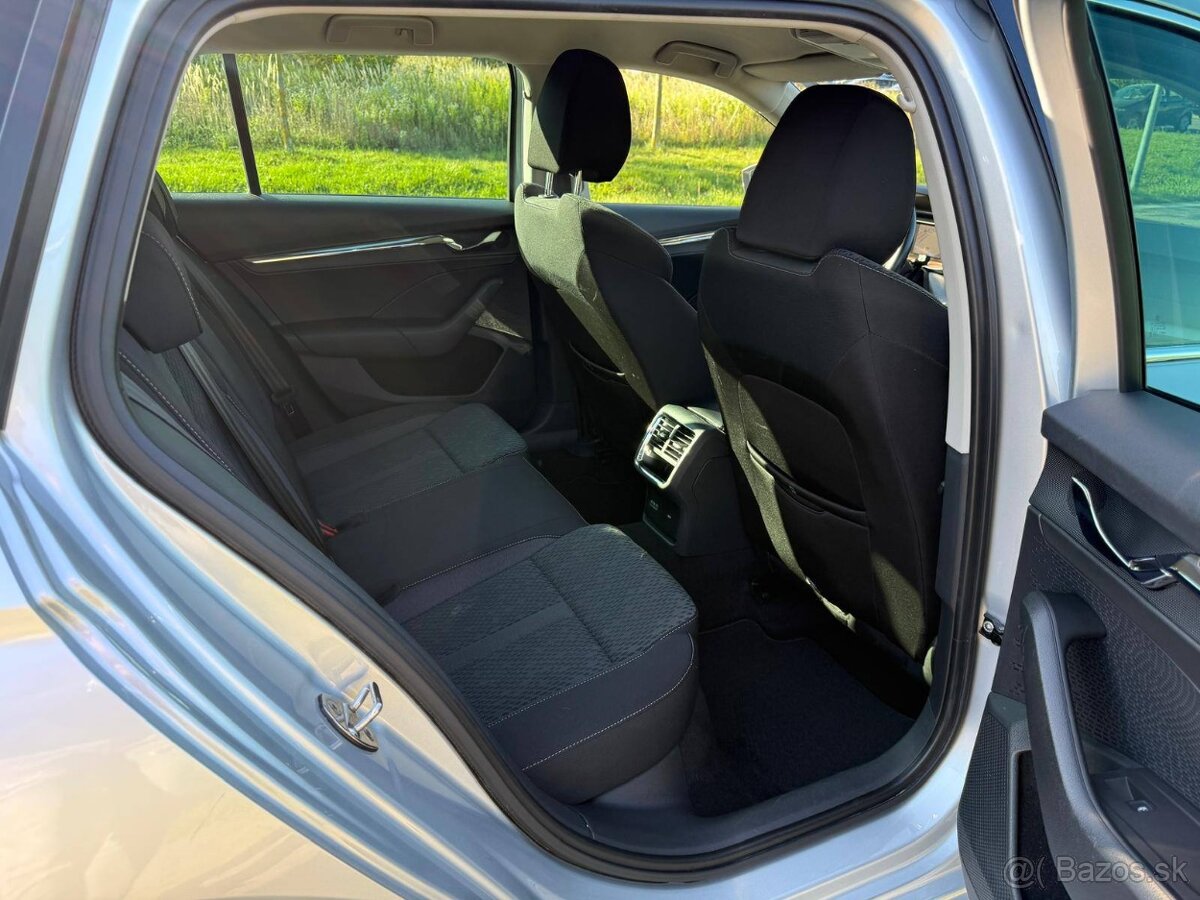 Škoda Octavia Combi 2.0 TDI SCR Style DSG - 19