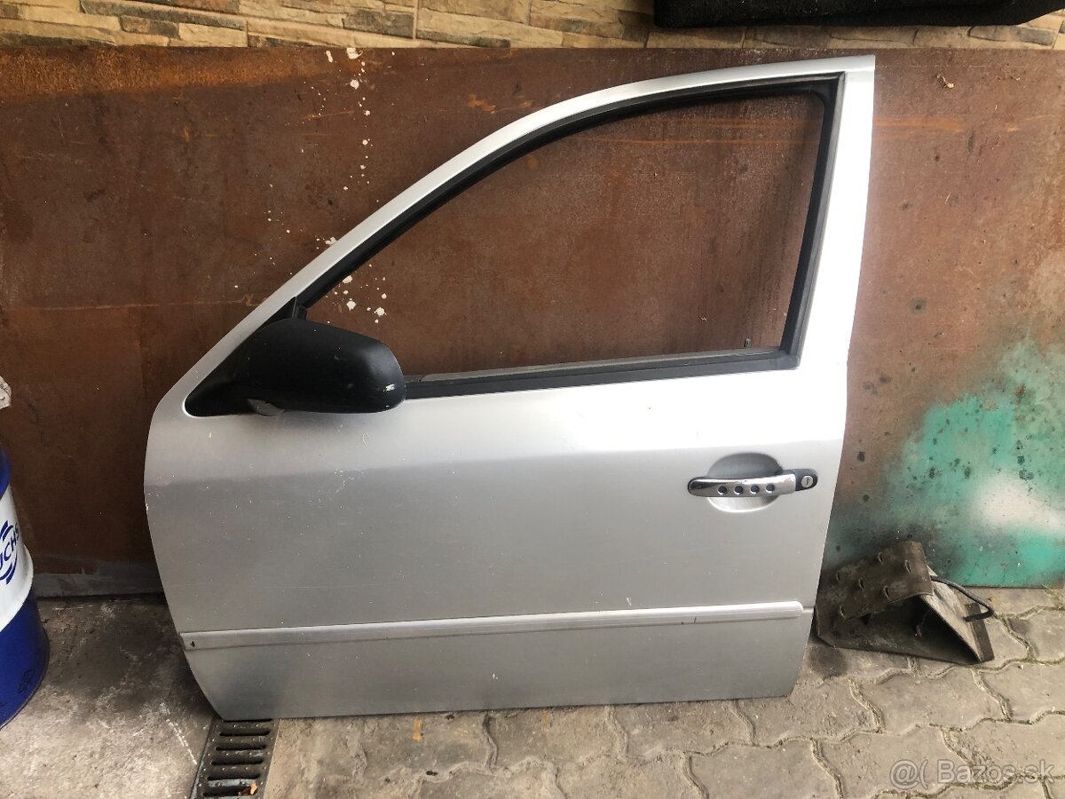 Predám na škoda octavia1 nahradne diely - 19