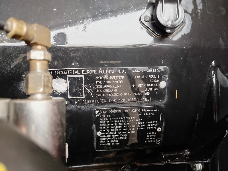 Case IH Puma 240 CVX - Kolesový traktor / 8 764 Mh - 19