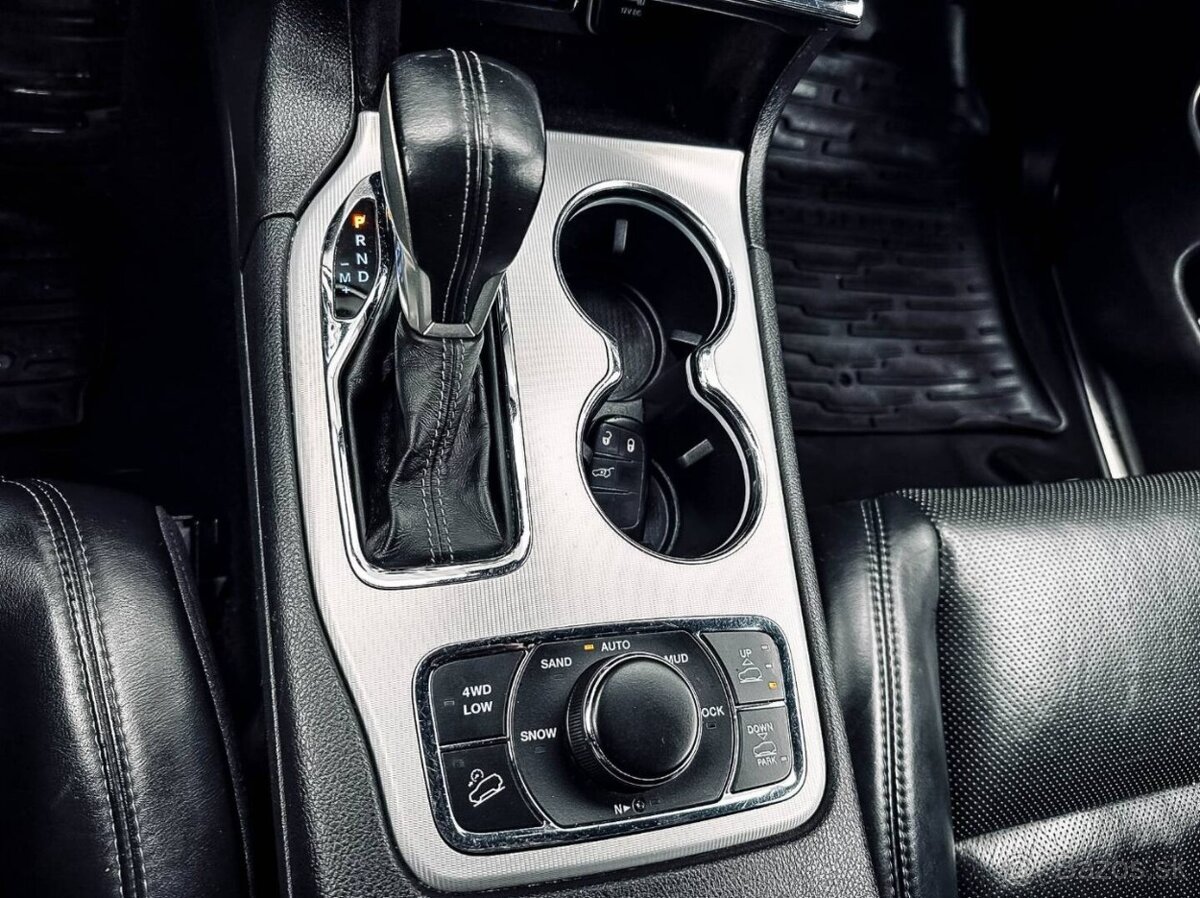 Jeep Grand Cherokee 3.0L V6 CRD Overland A/T - 19