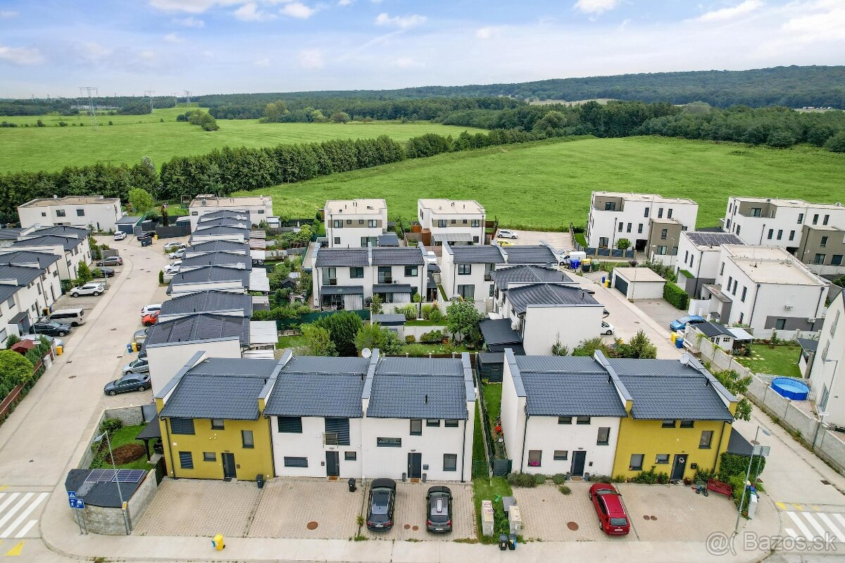 NA PREDAJ NOVOSTAVBA 3-IZBOVÉHO RODINNÉHO DOMU V STUPAVE - 19