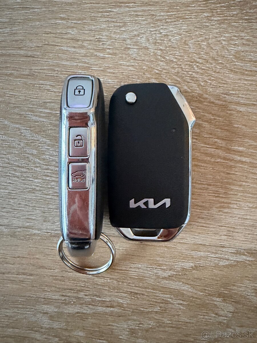 KIA Ceed SW Vision 1,6 CRDi - v záruke, odpočet Dph - 19