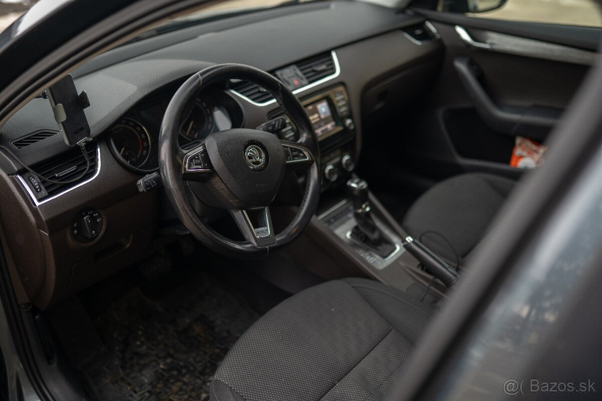 Škoda octavia 3 scout 4x4 2.0 TDi - 19