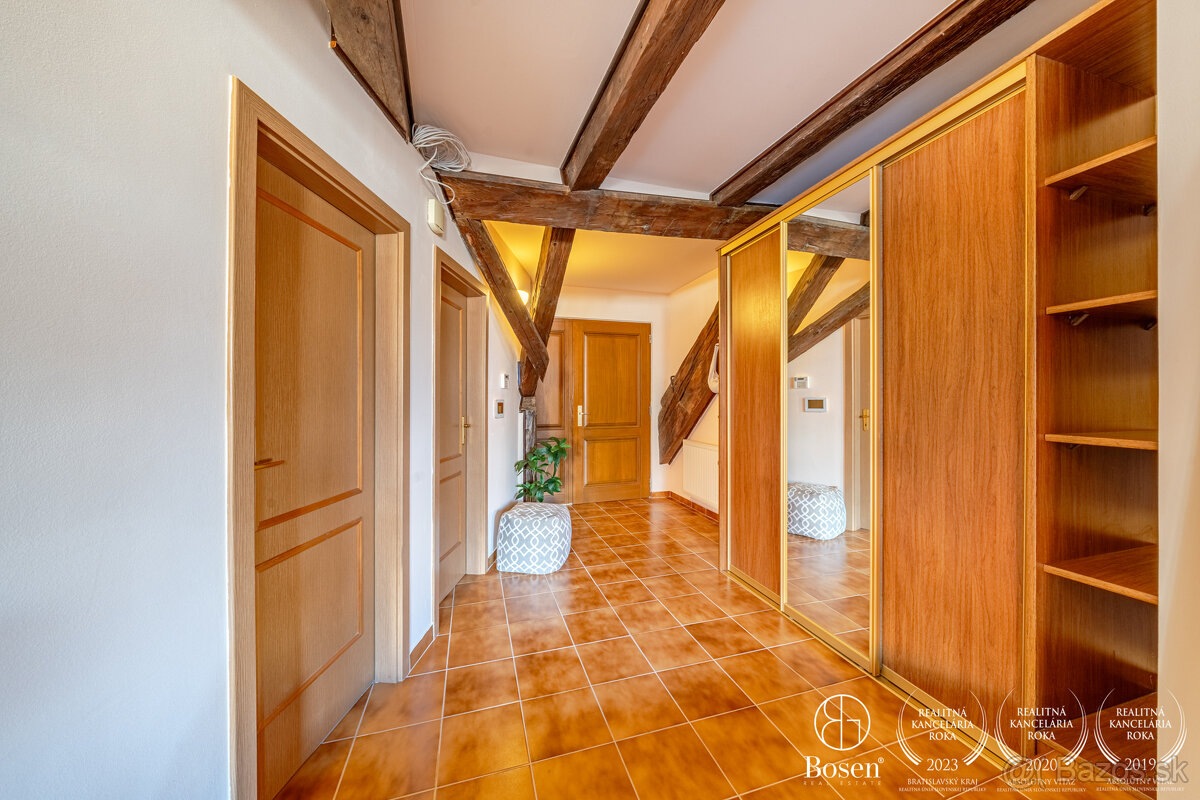 BOSEN | 5-izb. podkrovný byt s výnimočnou atmosférou, Panská - 19