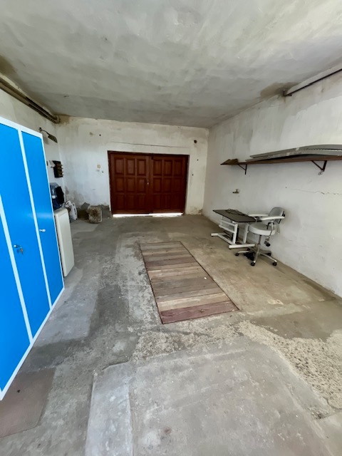 Veľký rodinný dom na Čermáni, bývanie aj podnikanie - 19