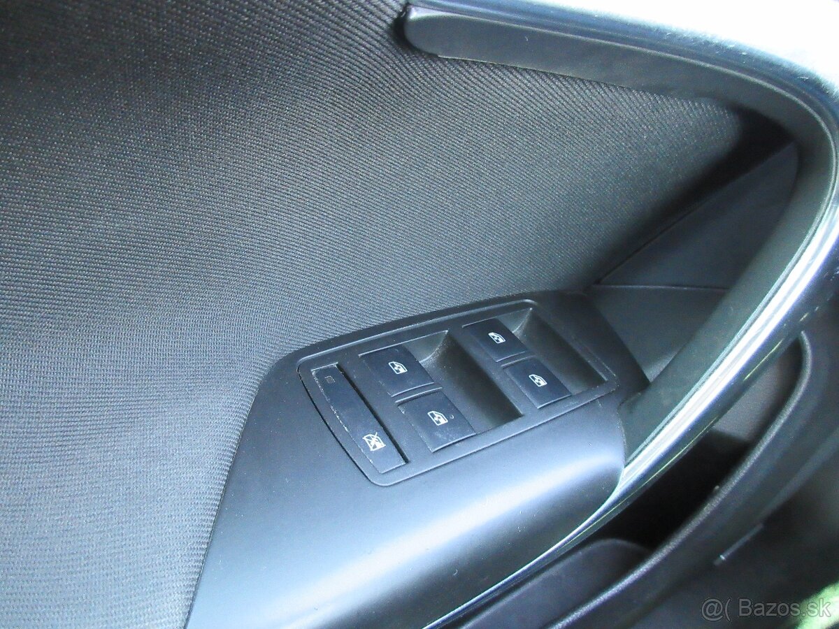 Opel Insignia ST 2.0 CDTI 195k Sport A/T - 19