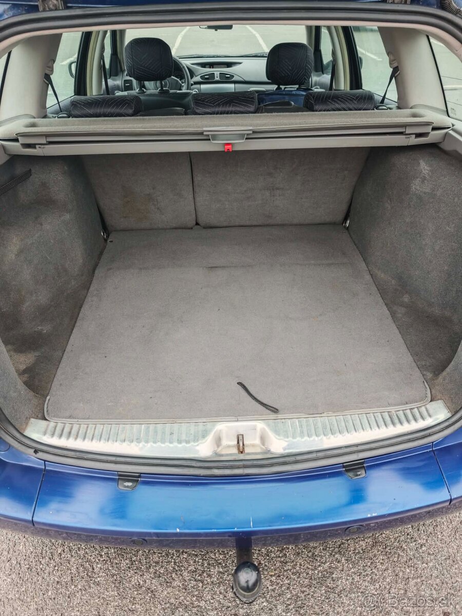 Renault Laguna Grandtour - 19