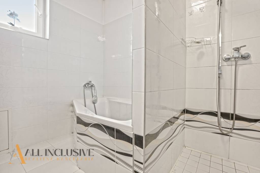 ALL INCLUSIVE | NA PREDAJ 4-IZBOVÝ RODINNÝ DOM V TOMÁŠIKOVE - 19