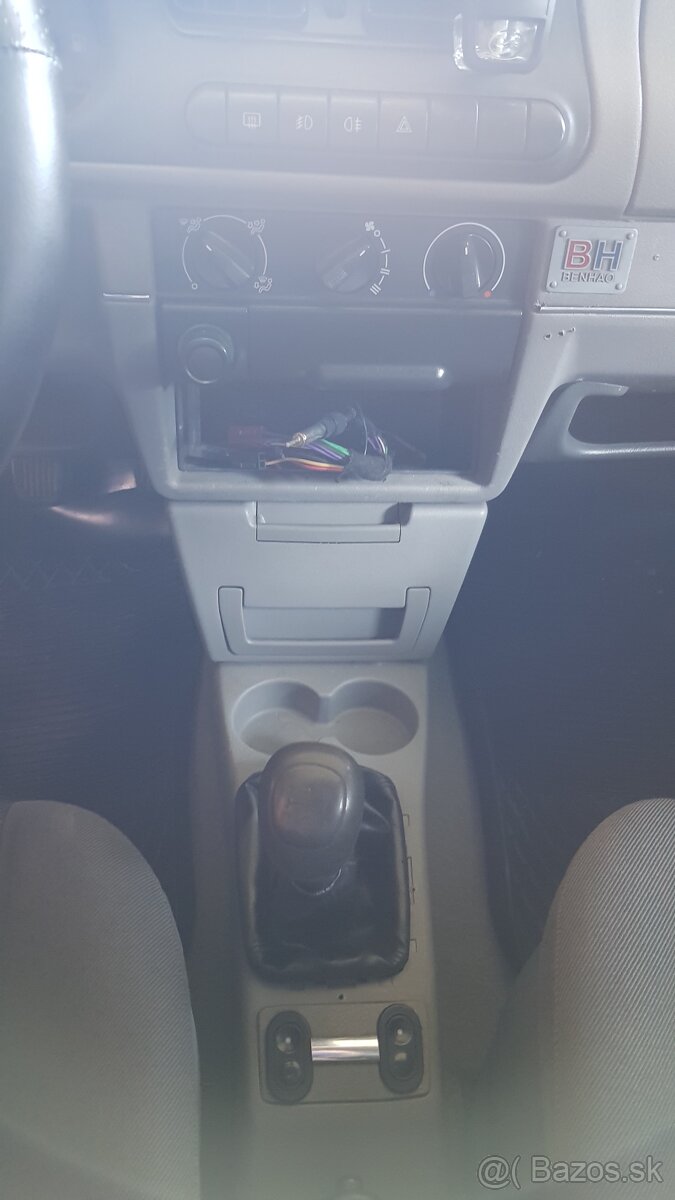 Rozpredám Škoda Felicia 1.9D GLX ND - 19