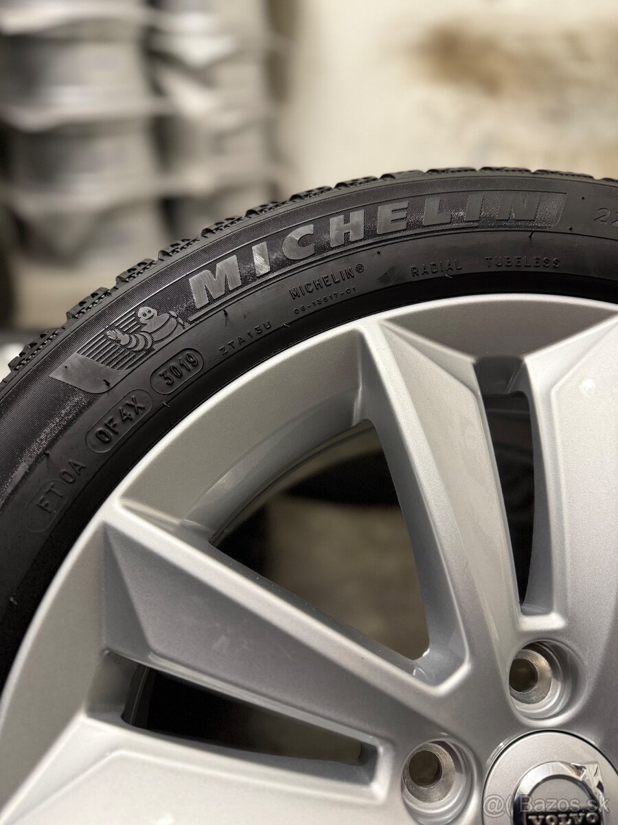 Zimná sada Volvo 5x108 R17 , 225/50/17 Volvo V60 S60 - 19