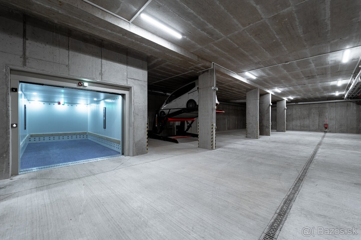 Luxusný 3-izbový Byt s balkónom a garážovým parkovaním - 19