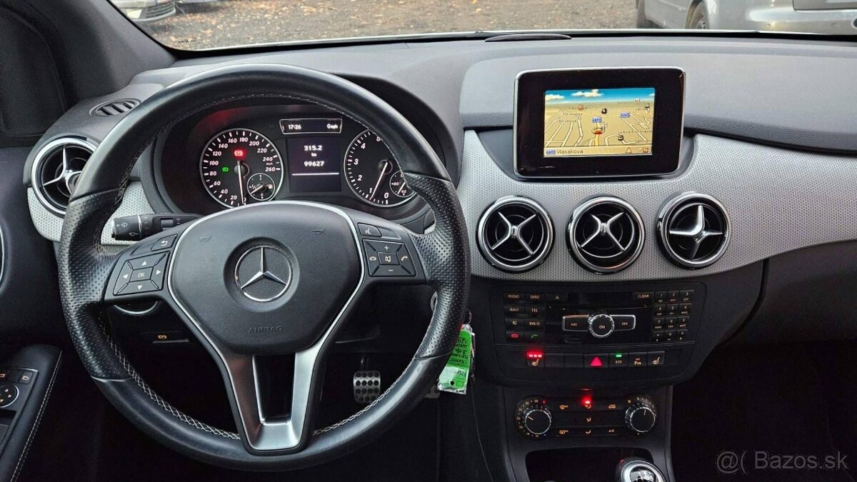 Mercedes Benz B 180, 2012, 99 tkm, xenony, navi, serviska - 19
