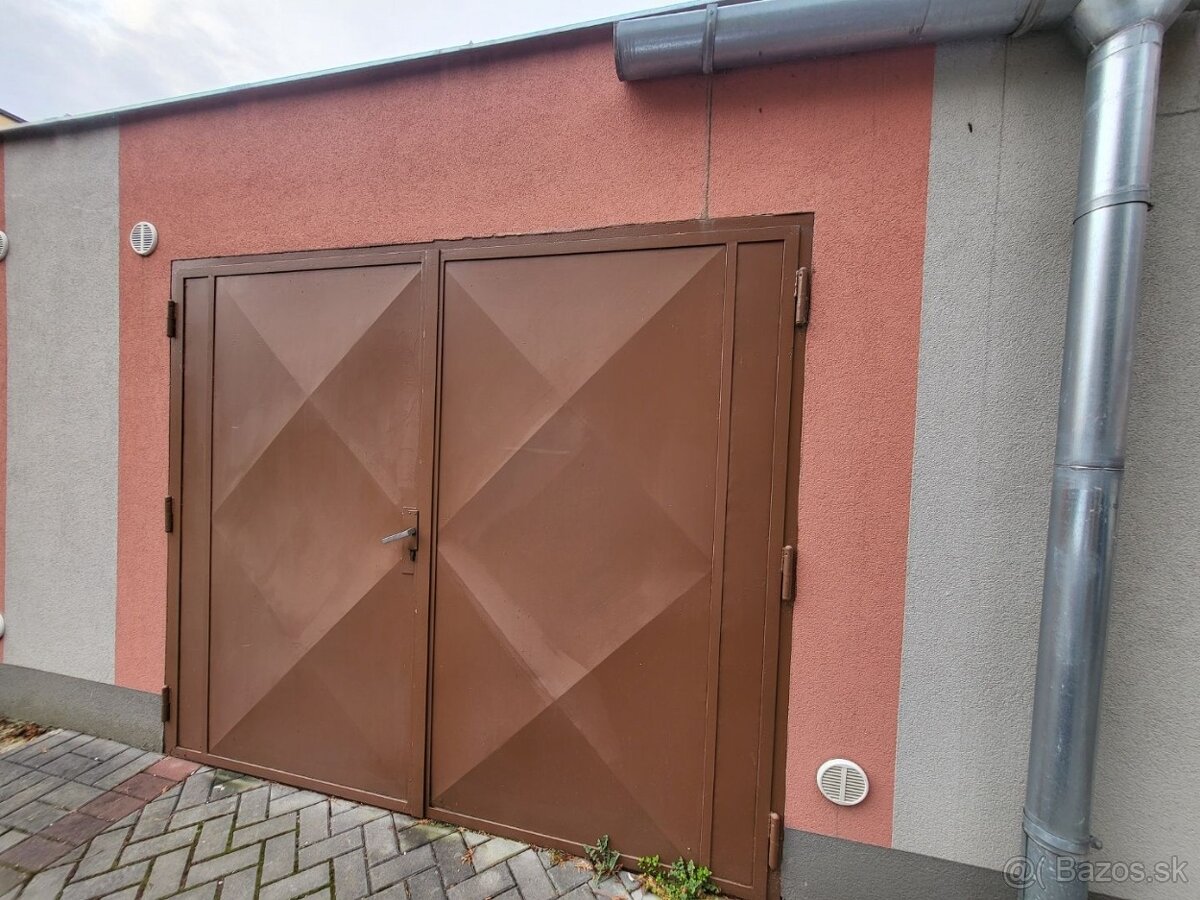 dizajnérkou zariadený, tehlový 3 - izbový byt, Trenčín - 19