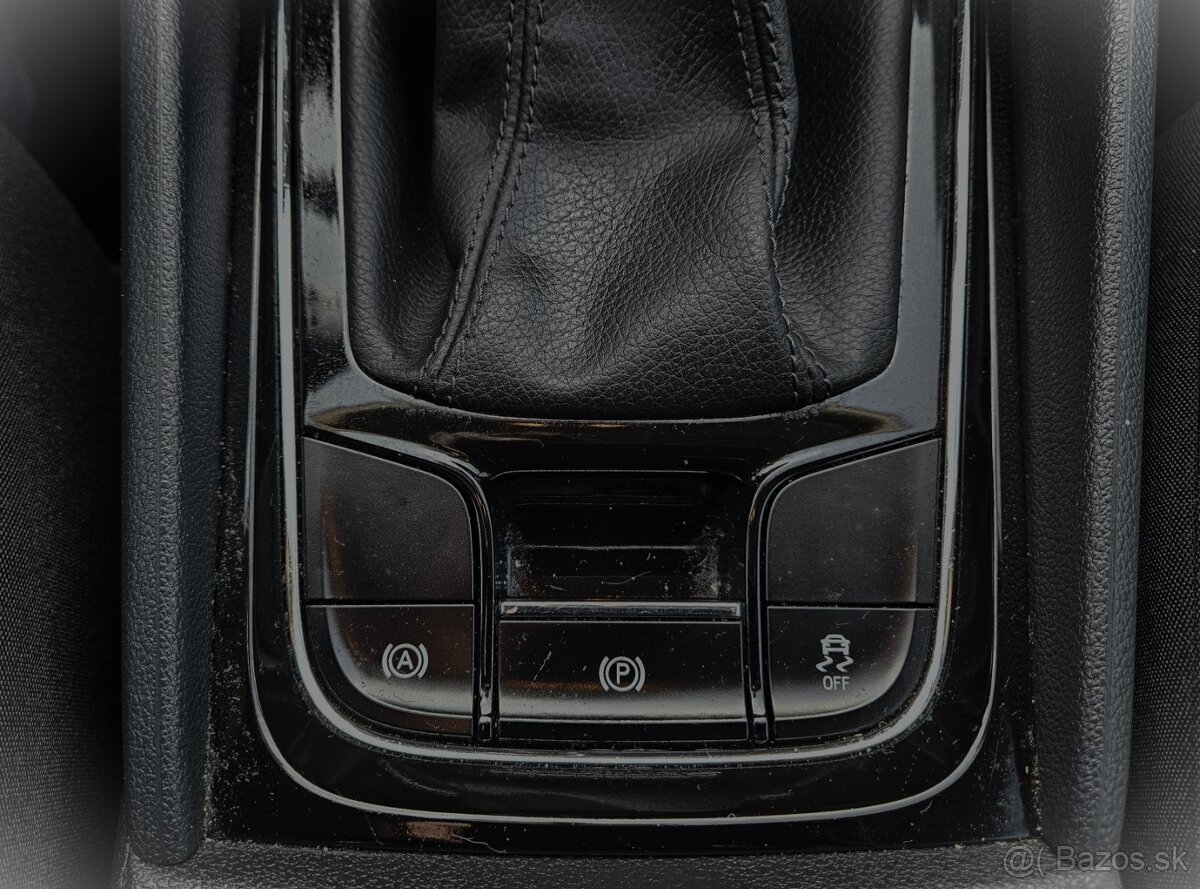 Škoda Karoq 1.6 TDI Style - 19