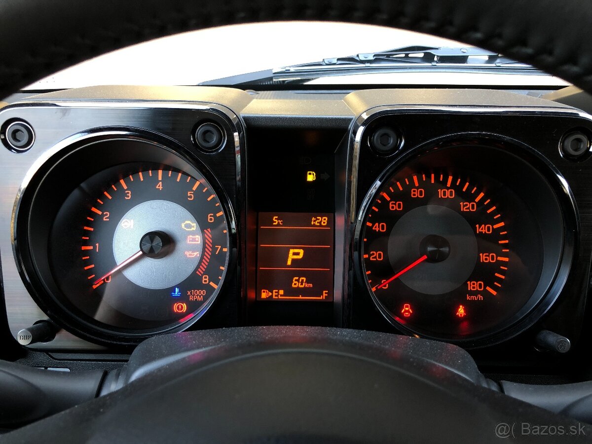 SUZUKI JIMNY 1.5 4WD 4-MÍSTA - 19