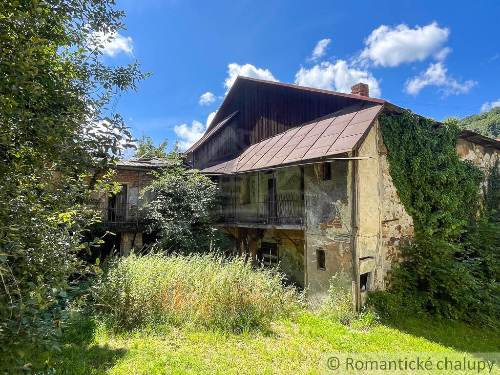 Historický meštiansky dom v centre Kremnice – investičná p - 19