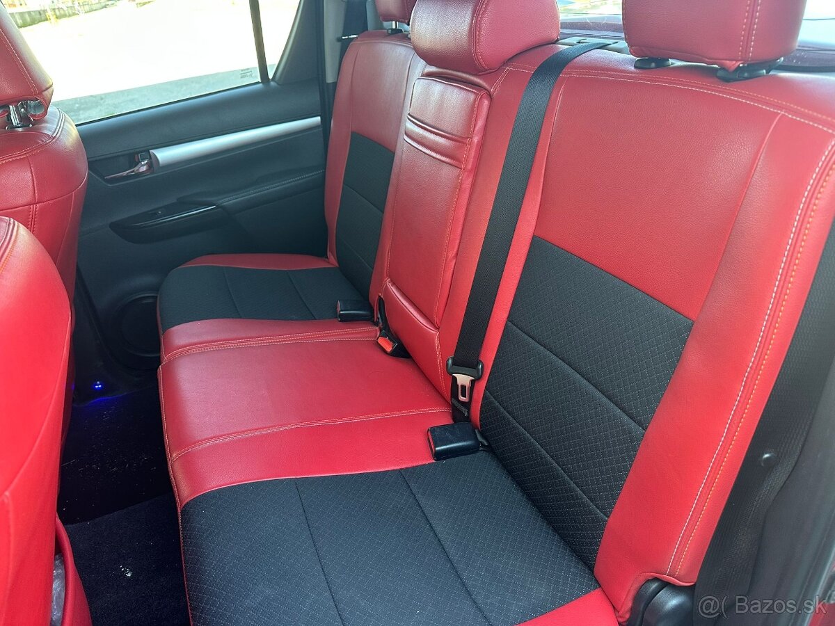 Toyota Hilux DC 2.4 D-4D - 19