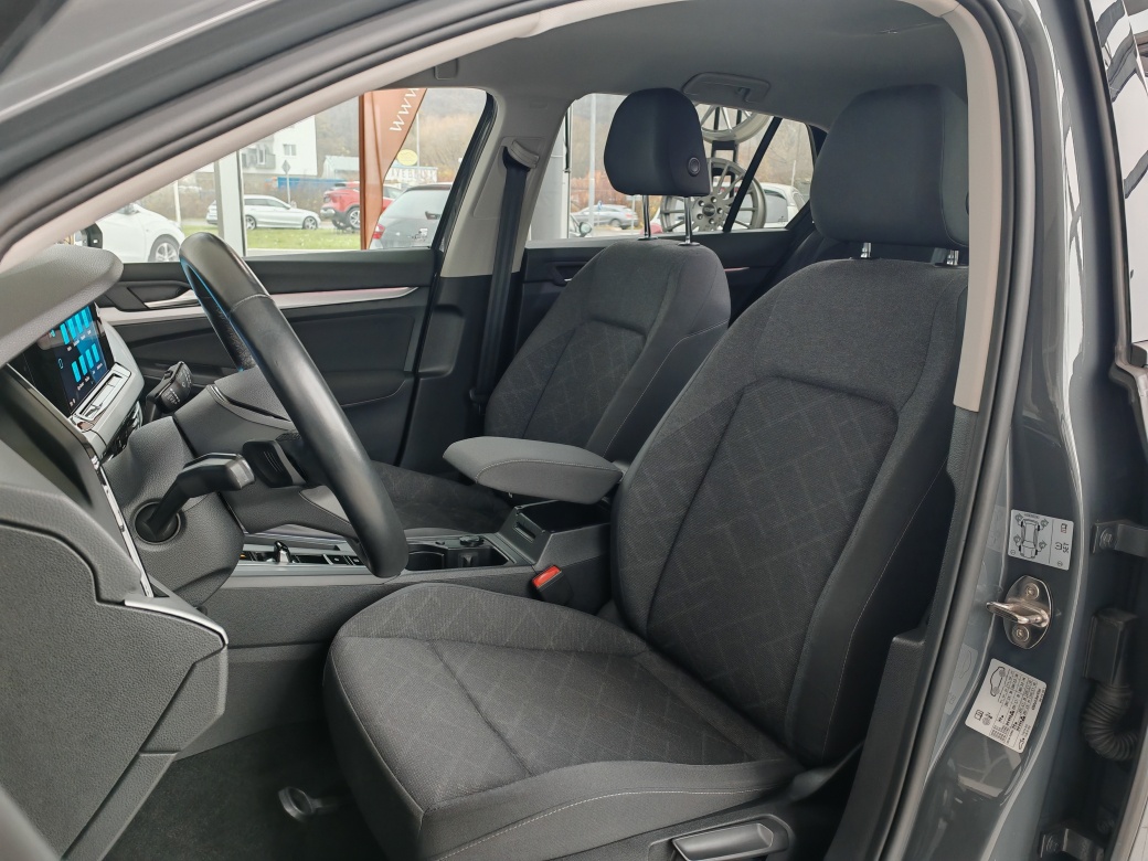 Volkswagen Golf Life 2.0 TDI 110KW DSG/AJ NA SPLÁTKY/ - 19