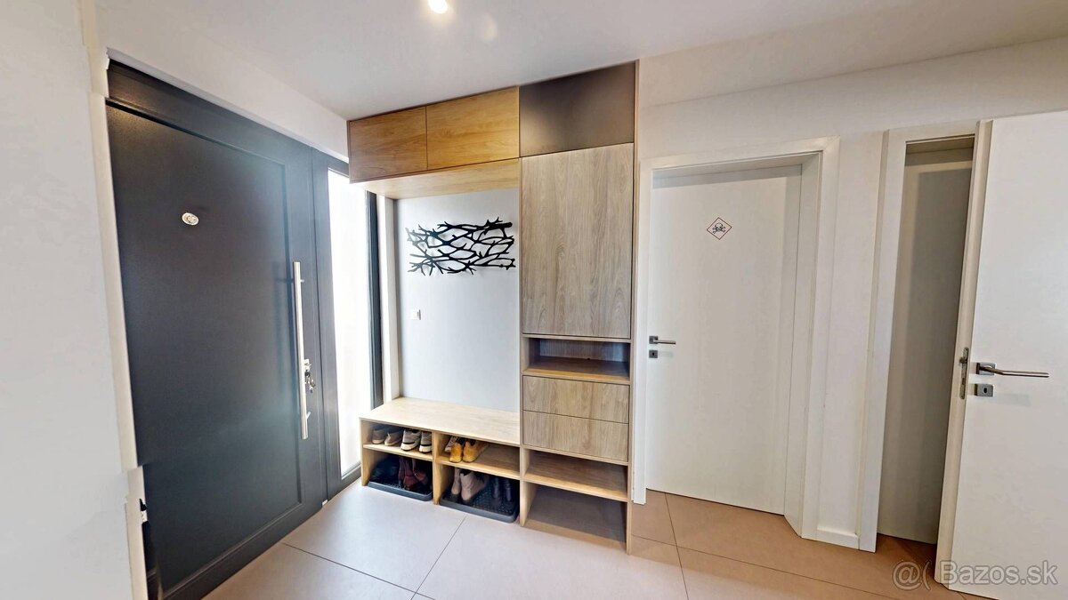 REZERVOVANÉ Nízkoenergetický 5i samostatne stojaci rodinný - 19