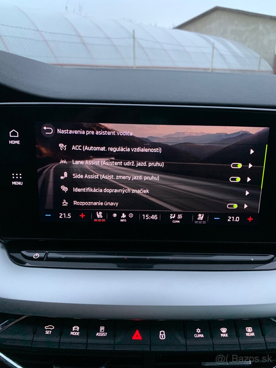 Škoda Octavia IV 110kw/combi/virtual/koža/panorama/tazne - 19