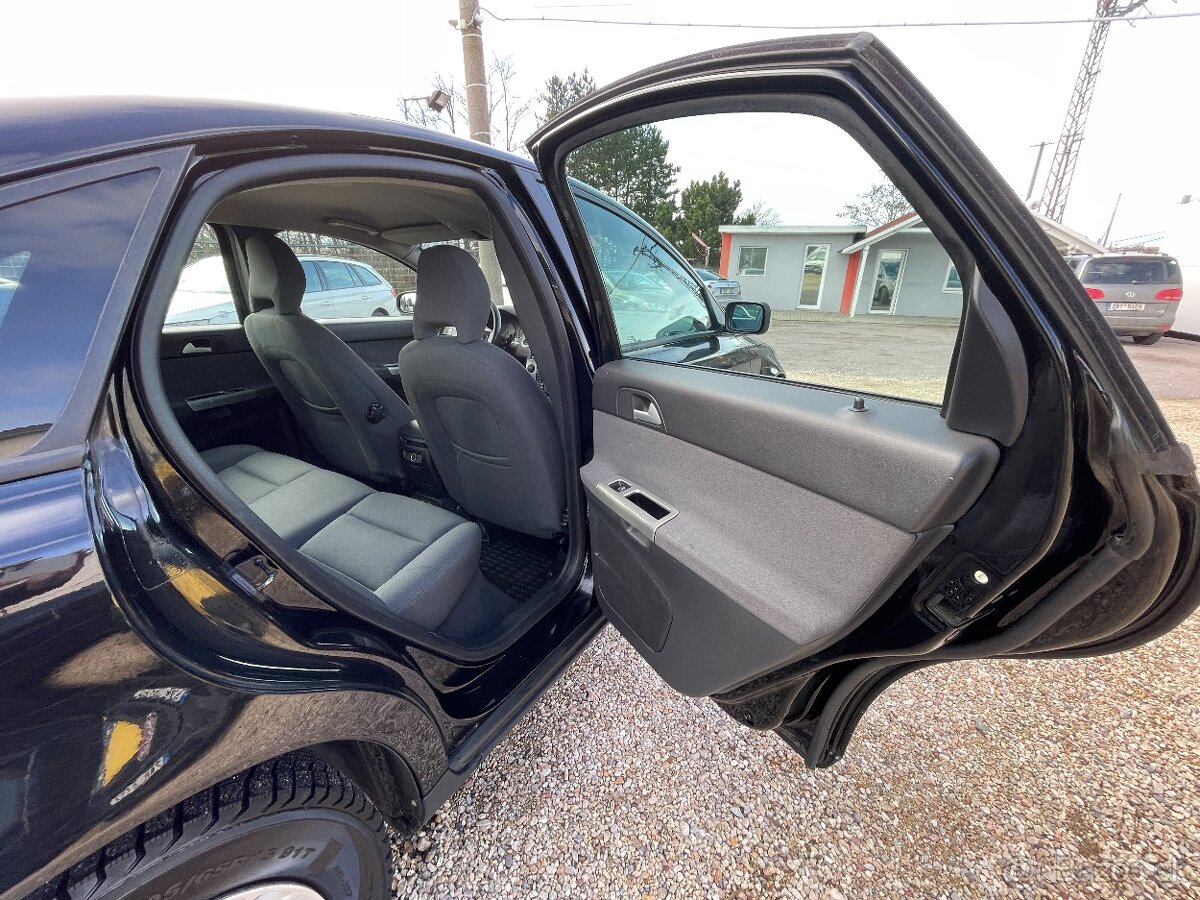 Volvo S40, 1.6D 80kwVYHŘEV.SEDNOVÁ STK - 19