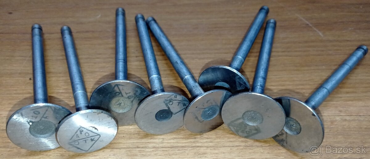 NOVÉ NÁHRADNÍ DÍLY - GAZ 69 - TOP - 19