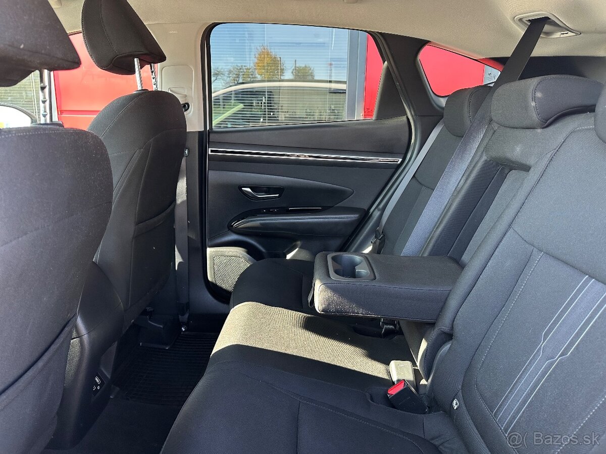 Hyundai Tucson 1.6 T-GDi Mild Hybrid 4x4 A/T Style, SR - 19