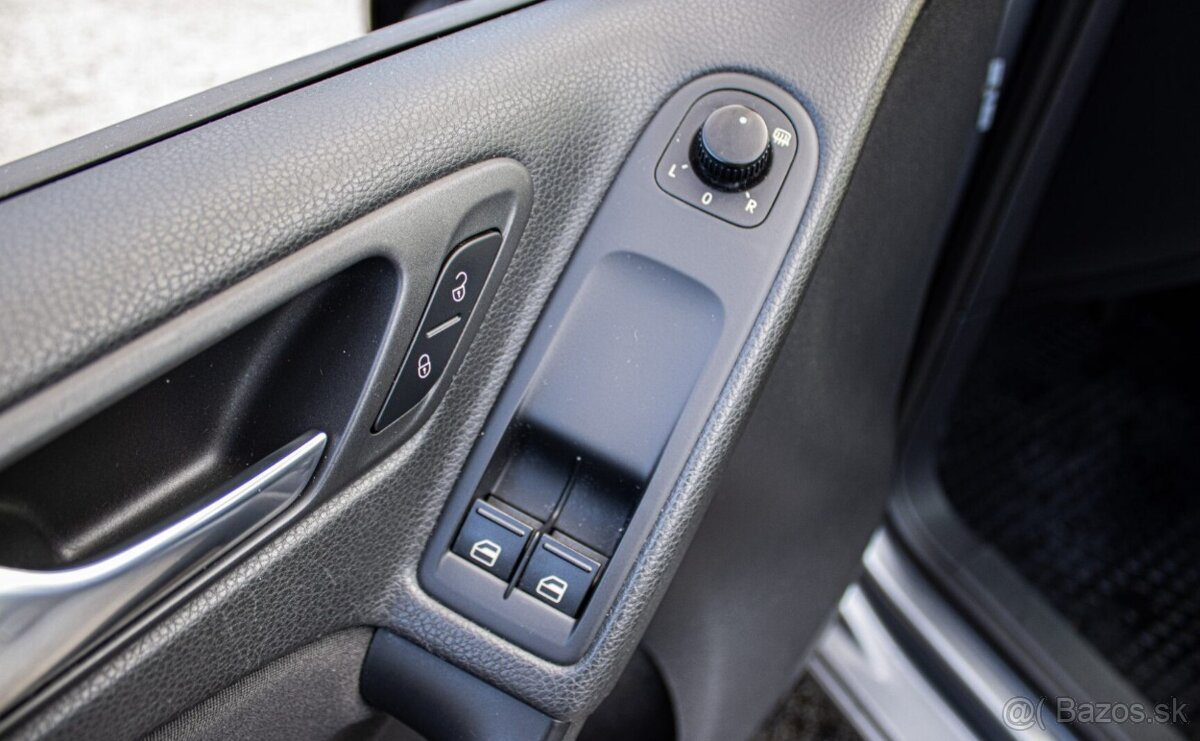 Volkswagen Golf 6 1.4 59kW M5 MODEL 2010 - 19