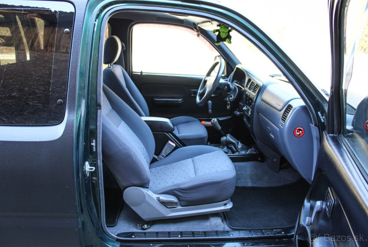 Toyota Hilux 2.5 D-4D Double Cab 4x4 - 19